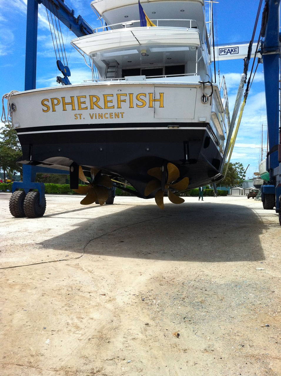 Hatteras Spherefish Sport Fish 86'