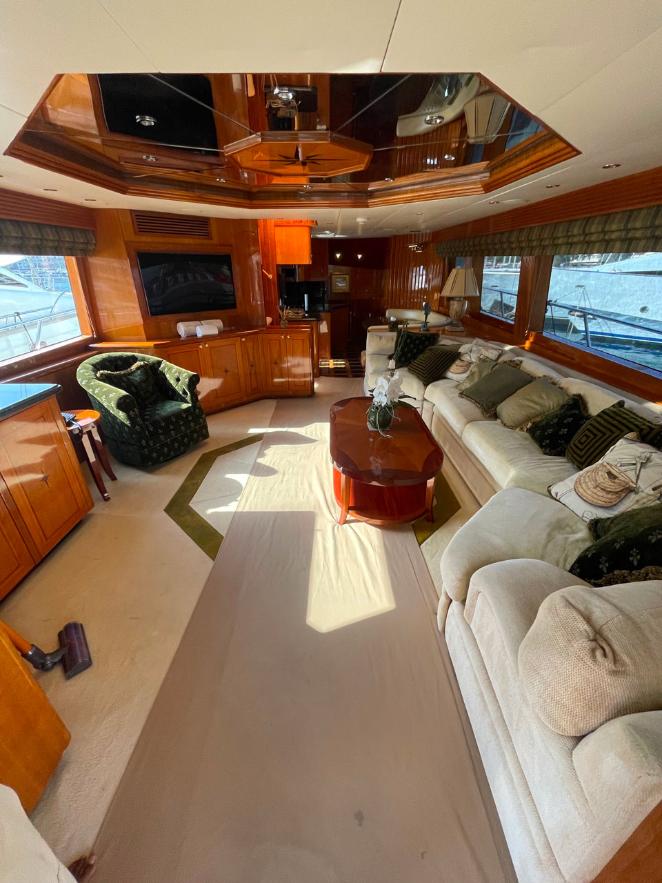 Hatteras Spherefish Sport Fish 86'